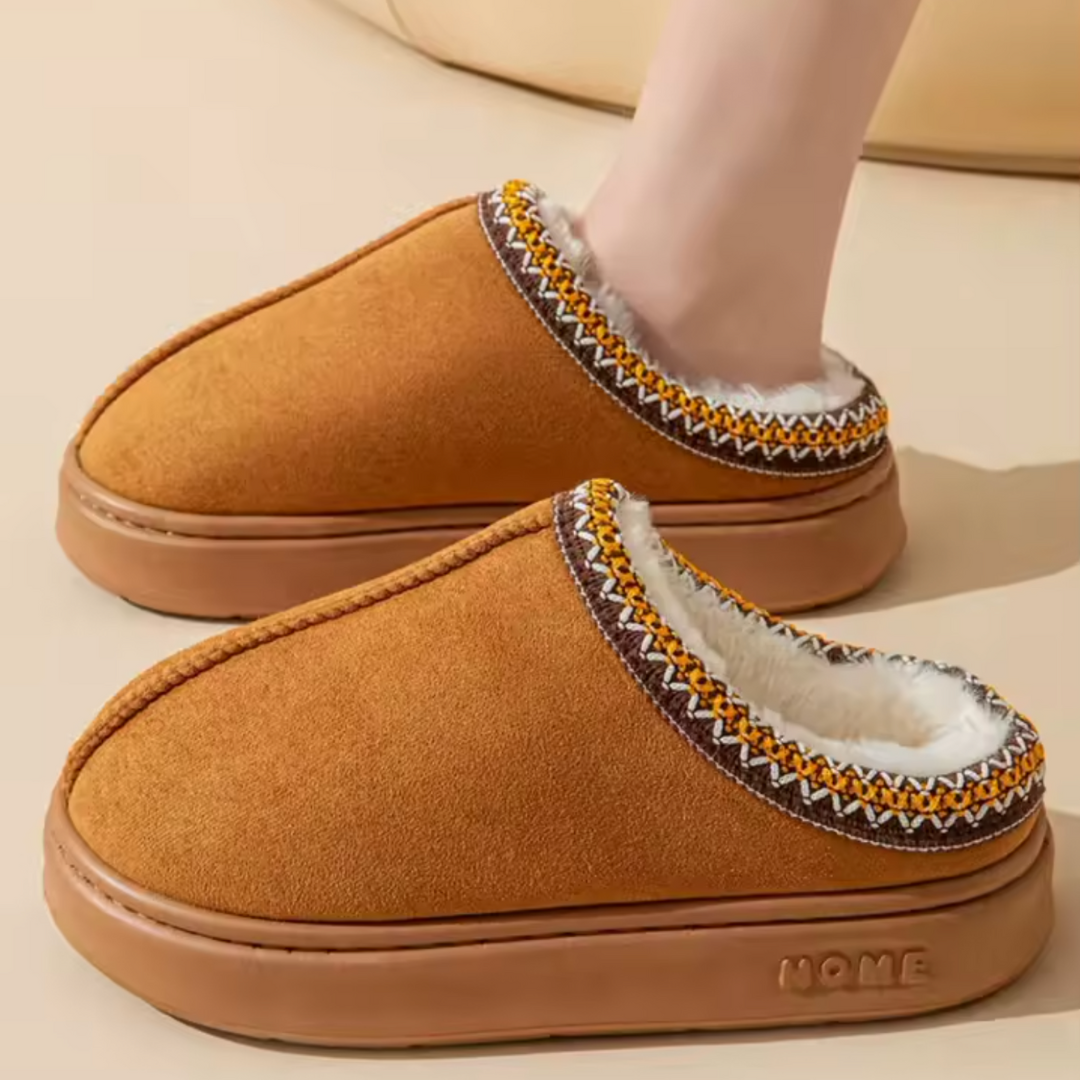 Ciepłe, wodoodporne kapcie z antypoślizgową podeszwą